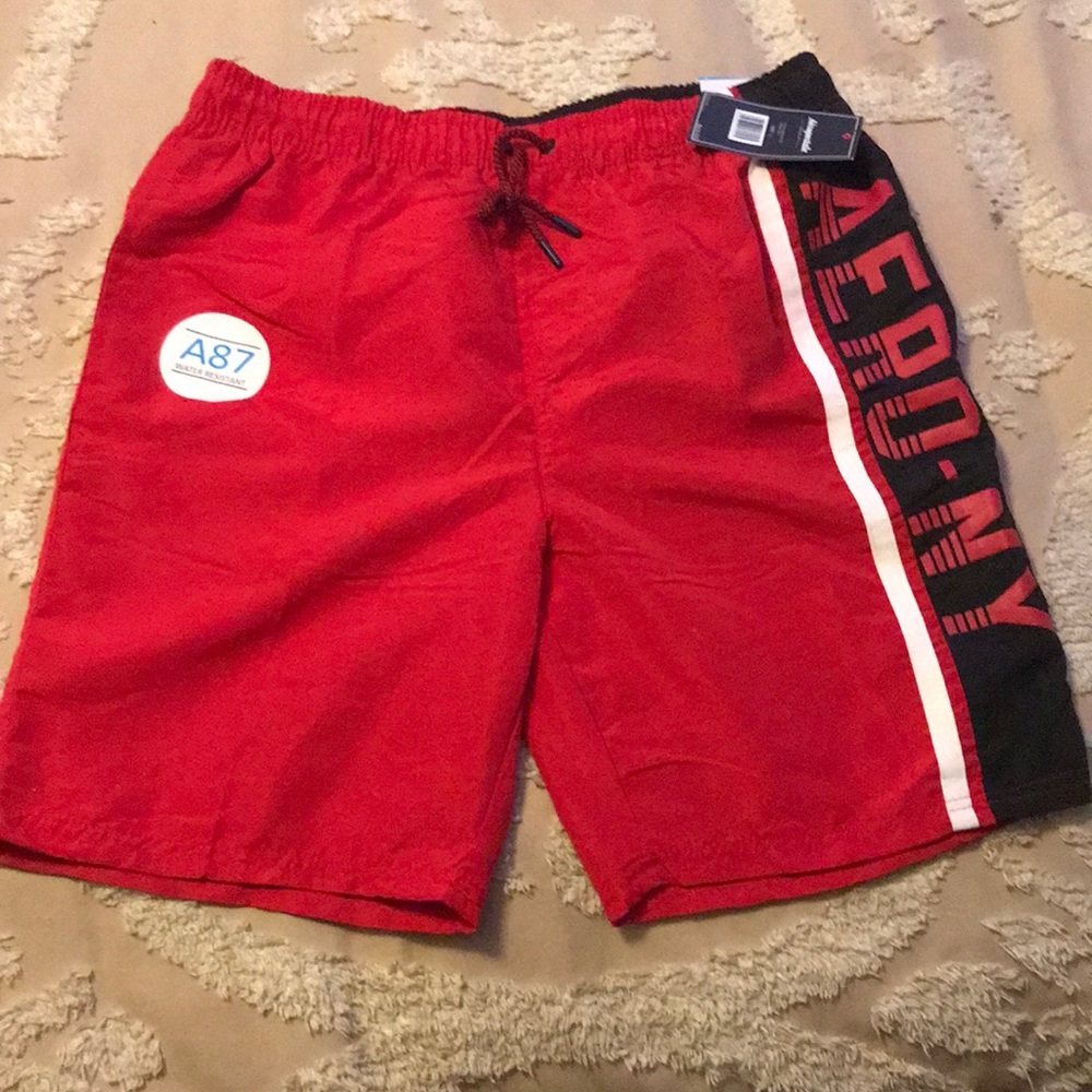 BRAND NEW Men’s Large Aeropostale Swim shorts